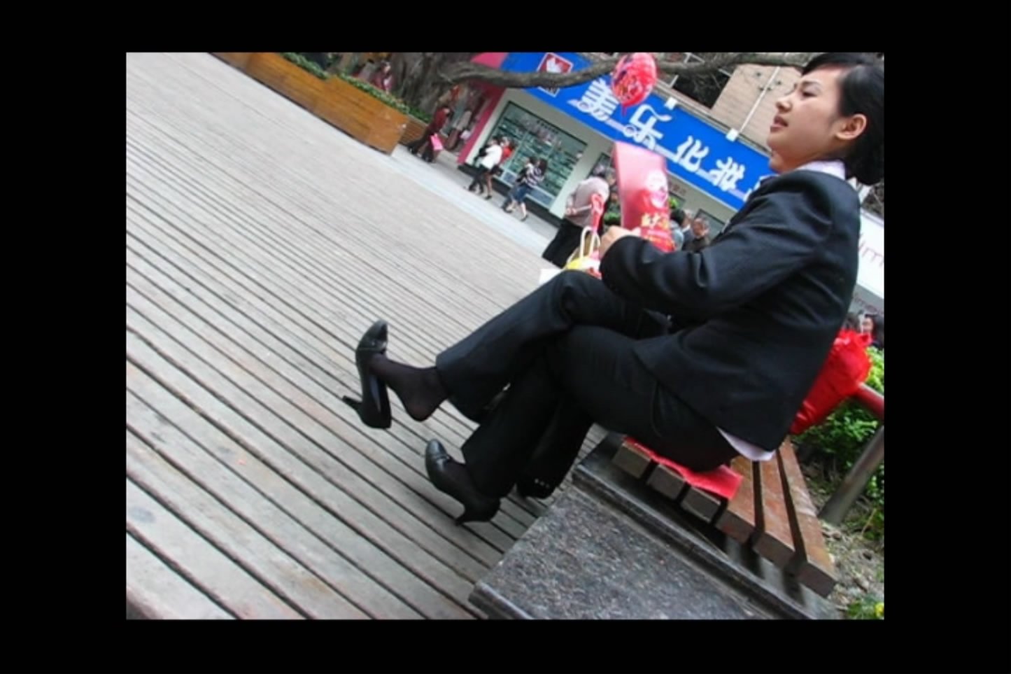 streetsnapdangl[00 03 11][20181128 233232 8]